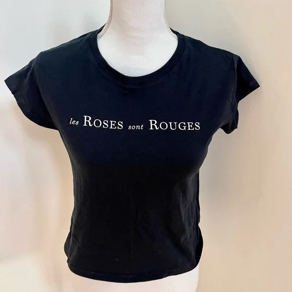 Les Roses sont Rouges black crop Shirt - Picture 2 of 4